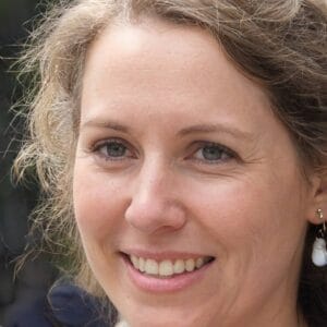 Λυδία Παπαμιχαήλ - Συγγραφέας